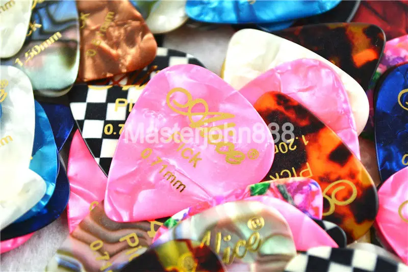 Lots of 50pcs Alice Hot Stamping Celluloid Electric/Acoustic Guitar Picks 6 Thickness Optional Free Shipping