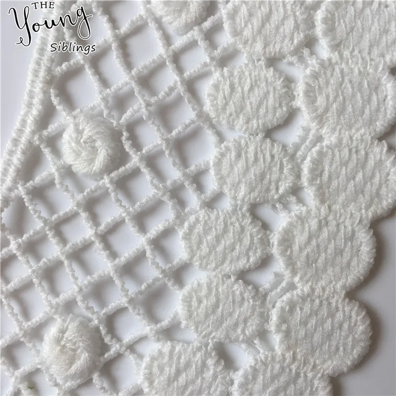 Nuovo Arriva Ricamo di Applique Del Merletto Scava Fuori Il Collare Neckline di Cucito Fai da Te Tessuto di Pizzo Accessori Abito da Sposa Forniture