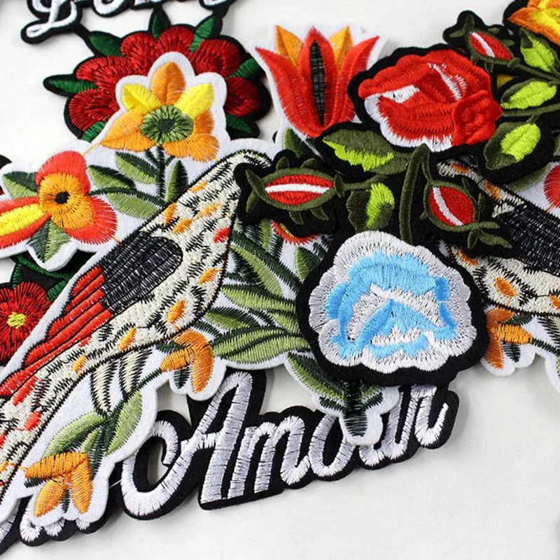 Ricamato patch sew on motif applique vestiti di patch del fumetto appliques indumento diy accessorio