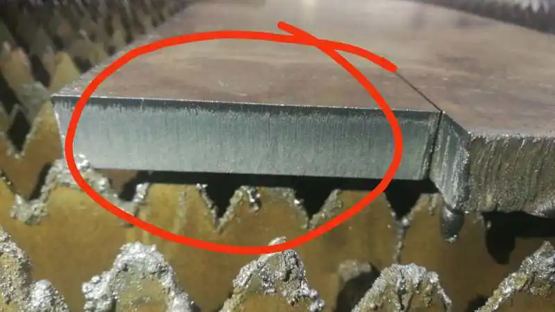 Raycus-fuente láser de fibra de 3000W para máquina cortadora, el espesor máximo de corte es de 20mm
