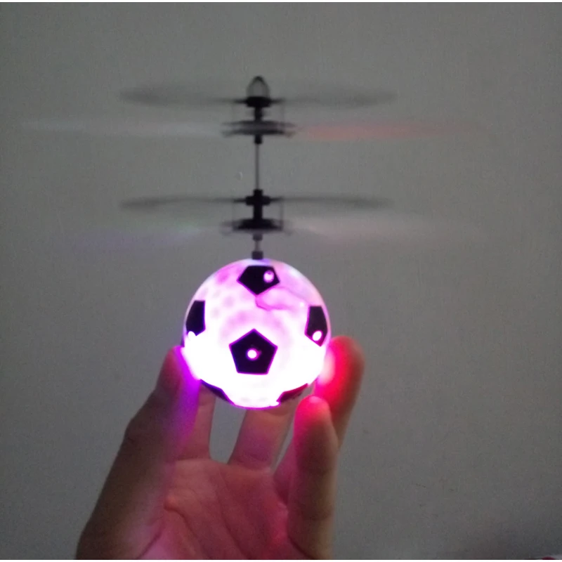 Juguete iluminado, helicóptero de fútbol de inducción infrarroja, Mini juguete flotante para niños, regalo para niños