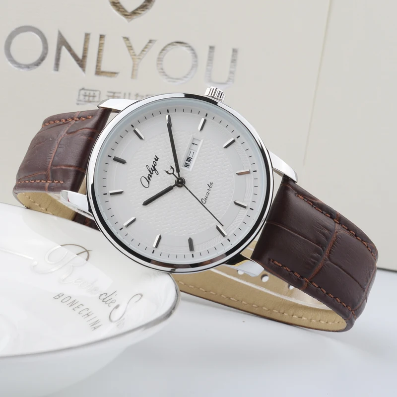 Men and women table ultra-thin men's casual watch quartz watch waterproof leather belt Korean style double calendar men's watch