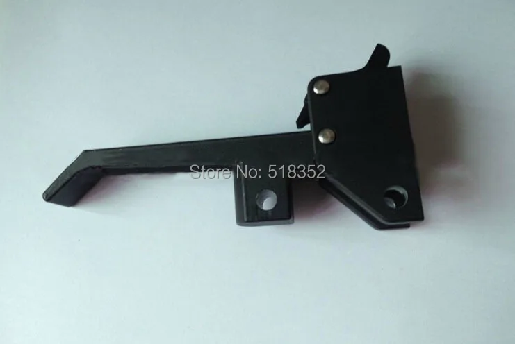 

135010835 AGIE / Charmilles Original FI240 / CUT20P Door Latch Door Holder, Low Speed Wire EDM Machine Spare Parts