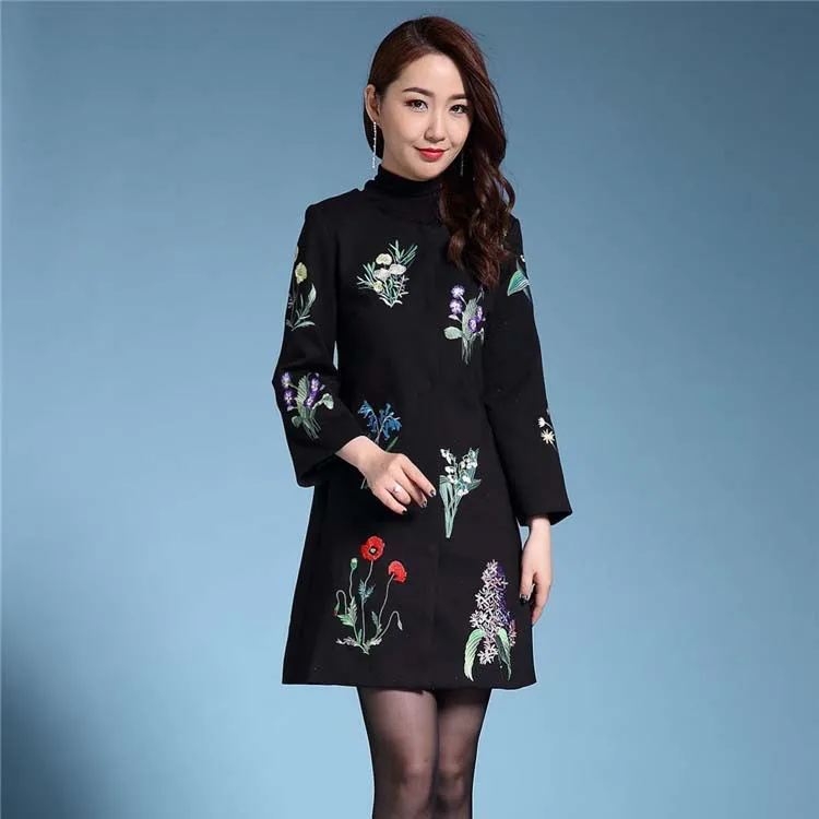 

Plus size S-4XL 2021 Trench coat women o-Neck jacquard outerwear dobby women's trenches mother cloth Flower coat trenches