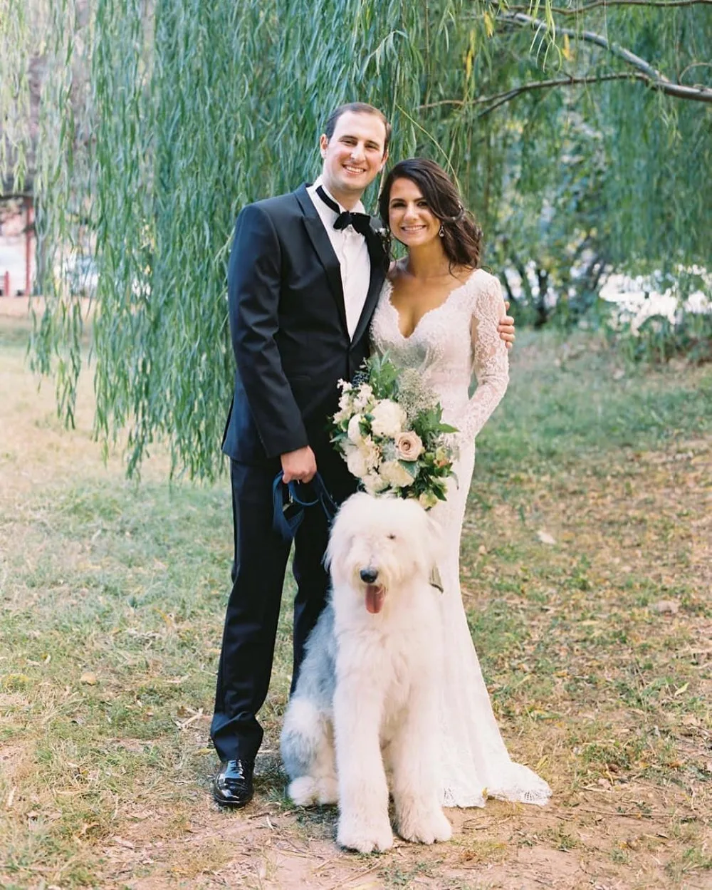 Vestidos de novia bohemios de manga larga con cuello en V, vestidos de novia con apliques de encaje, vestido de novia de sirena de jardín hecho a medida