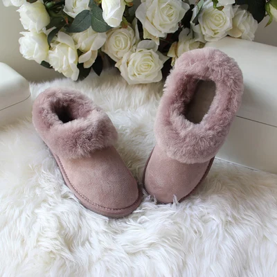 New European winter sheep\'s fur-in-one snowboots, cotton shoes, household thicker, shallow-mouthed, non-skid cotton shoes, 2019