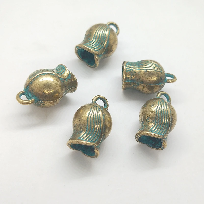 5pcs/bag 20MM Retro Patina Plated Zinc Alloy Green Bell Shape BeadsTassels End Cap Flowers Charms Pendants For DIY Accessories