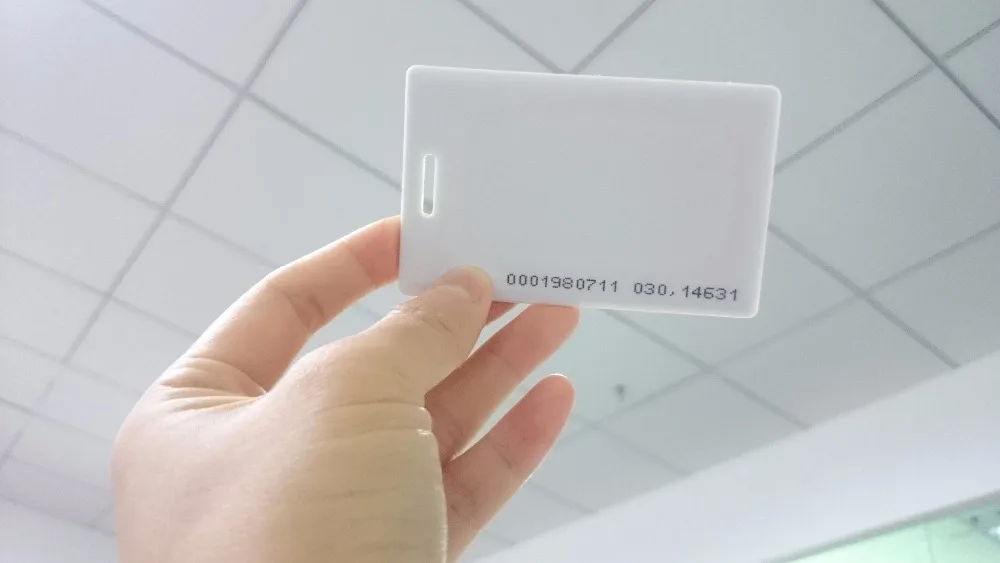 

Yongkaida 10000pcs/lot 125Khz EM4100/TK4100 Clamshell 1.8mm thick Long distance reader range rfid proximity ID Smart card