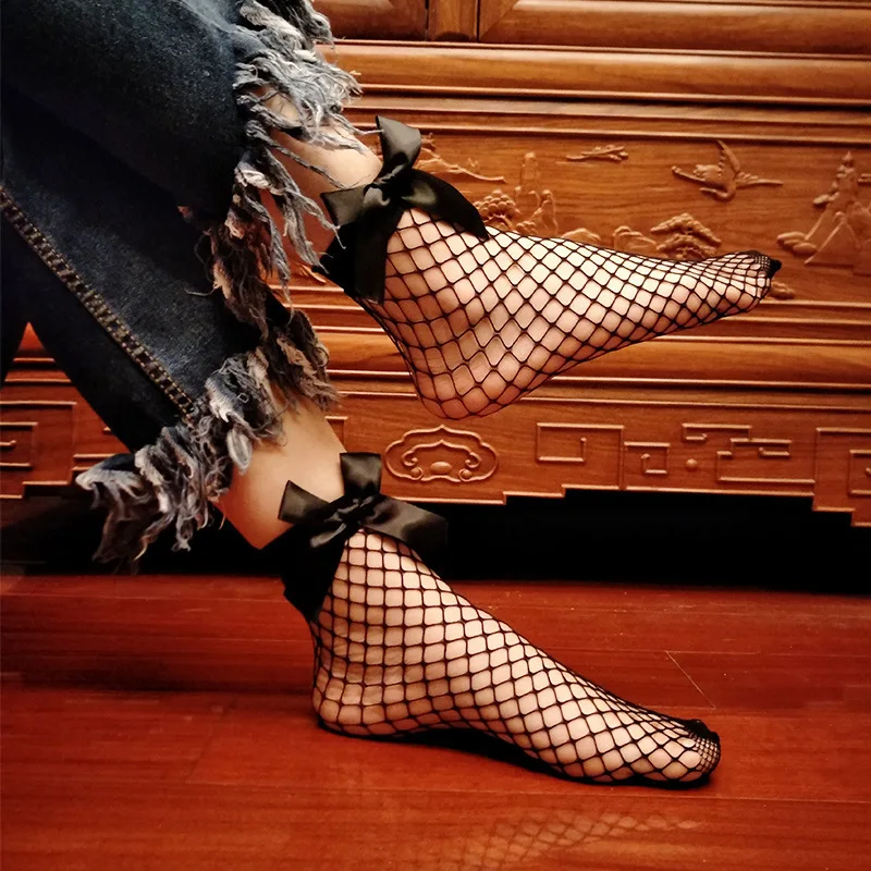 Streetwear Women\'s Harajuku Black Breathable Bow knot Fishnet Socks.Sexy Hollow out Mesh Nets Socks Ladies Girl 1pair=2pcs WS101