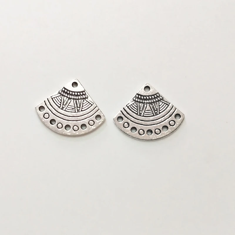 New Fashion 20pieces/bag 18mm Zinc Alloy  Fan Shape Porous Connector Charms Linker for DIY Necklace Jewelry Accessories