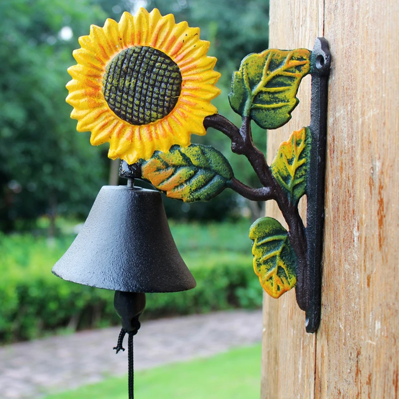 Heavy Duty Cast Iron Wall Bell Decorative Hand Painted Sun Flower Manually Hand Shaking Garden Home Decor Wall Hanging Doorbell