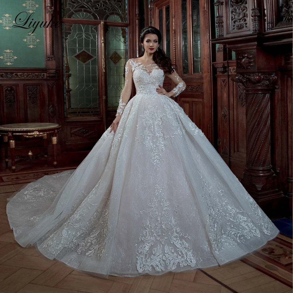 Liyuke Full Sleeve of Ball Gown Wedding Dress White Color With Scoop Neckline Of Court Train Lace Up vestido de noiva