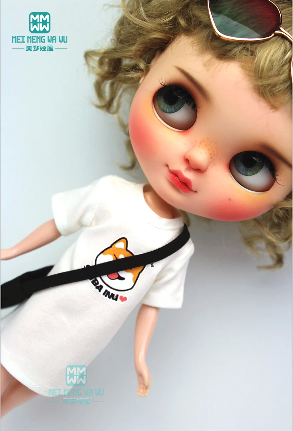 1/6 28-30cm blyth Azone doll clothes Accessories fashion tide dog long T-shirt thread socks