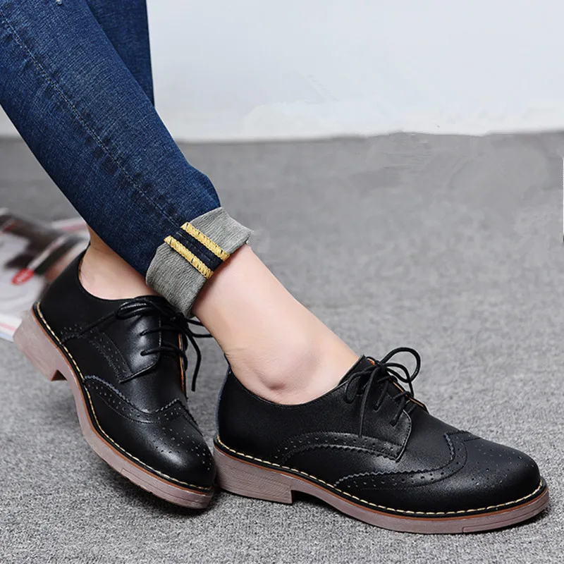 Woman Brogue Shoes Woman Platform Oxford Shoes Flats British Style Vintage Cut-Outs Flat Casual Women Shoes Oxford Shoes Retro