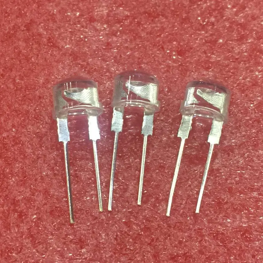 100pcs 8mm Straw Hat LED Diode Green Transparent 515nm - 525nm Wide Angle Water Clear 8 mm LED 20mA 3V Light Emitting Diode Lamp