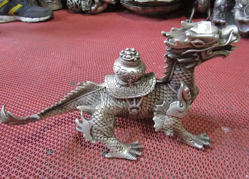 

Vintage Carving Tibetan Silver Dinosaur Statuary