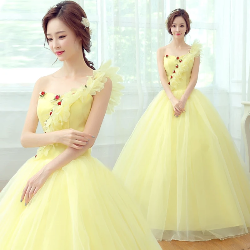 

Free ship flower light yellow ruffled long medieval dress Renaissance Gown queen dress Victorian cosplay ball gown Belle