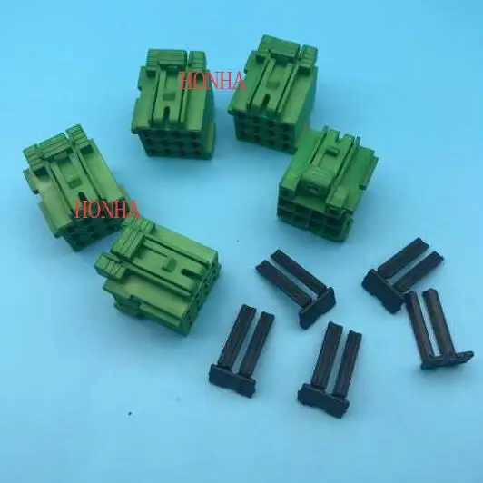 Livraison gratuite 10/20/50/100 pcs 1-967622-1 vert auto femelle 12 broches DESCELLER tyco automobile fil connecteur