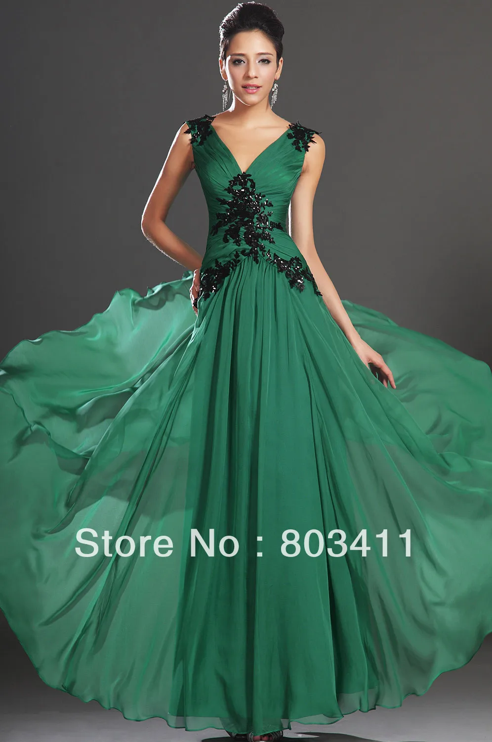 New Arrival Sleeveless A Line V-neckline Green Chiffon Evening Dress with Black Applique