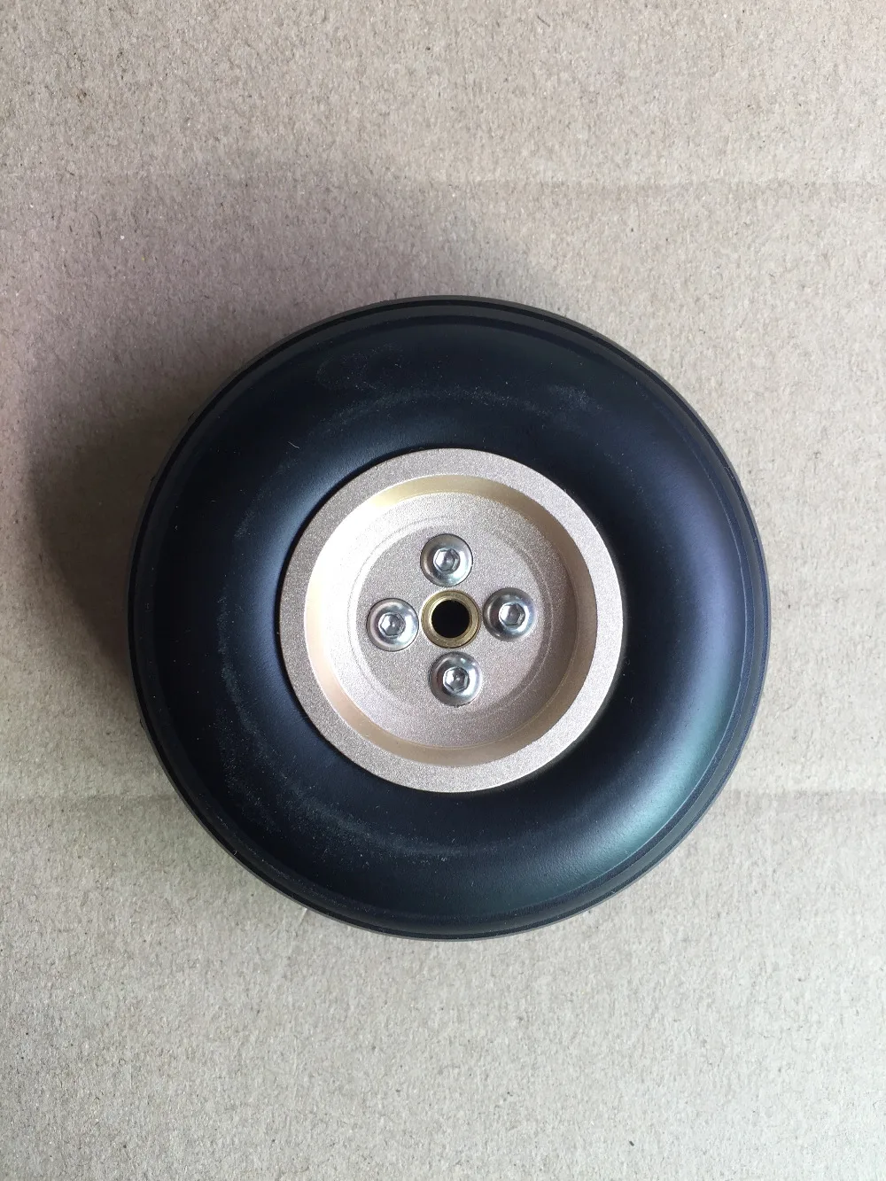 RC Airplane PU ruota con Alluminio di CNC Hub 2.75 \'\'(D70 x H24 x d4mm)