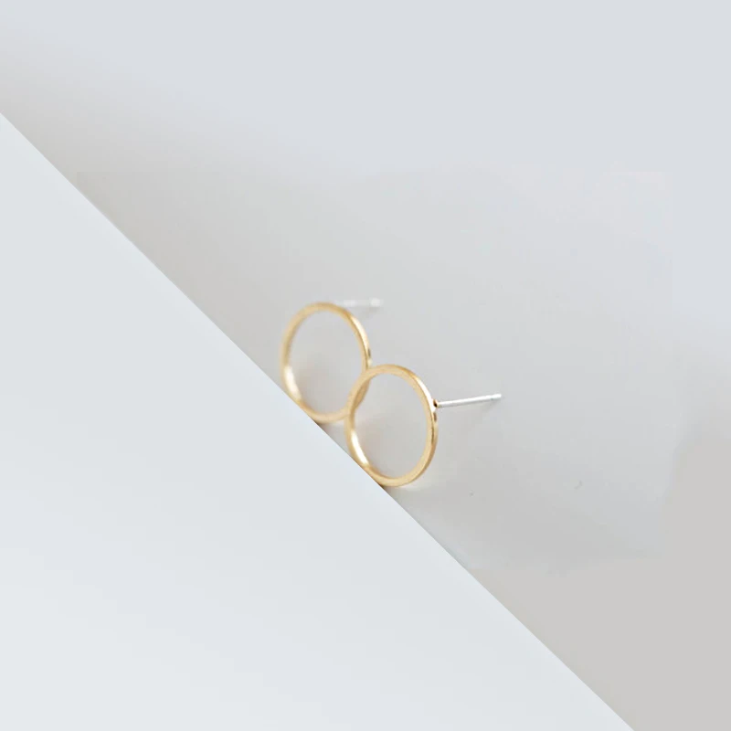 Sasusp Minimalism Hollow Small Round Earrings for Women Vintage Circle Earings Ear Studs For Friend Daughter Sister Gift