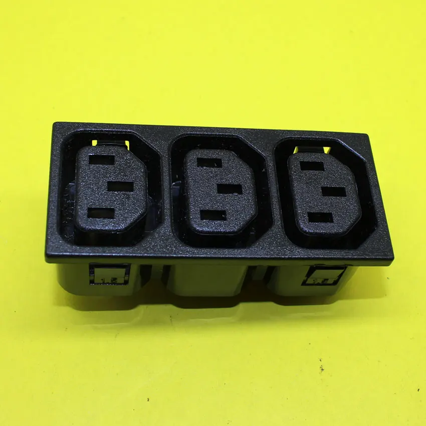 cltgxdd AD-082   AC power socket IEC320 C13 three position black Industrial socket plug IEC 320 C13 Triple Electrical Socket