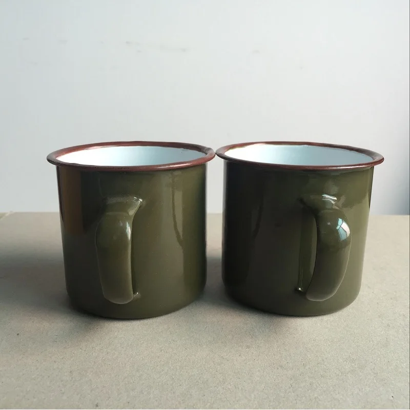serve the people travel mugs drinkware handgrip metal enamel made traditional old item from China Chinese classic army green mug