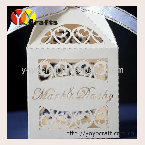 Popular Design Personalized White Laser Cut Wedding Box