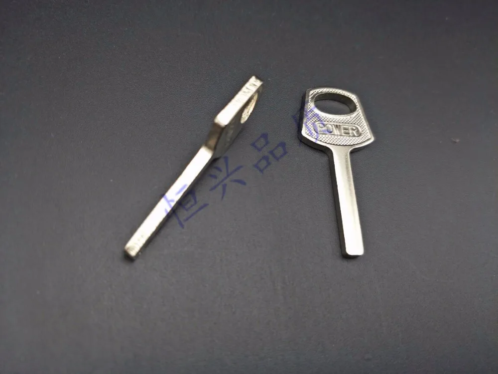 Small diamond key padlock key manually polished long beam padlock key embryo film