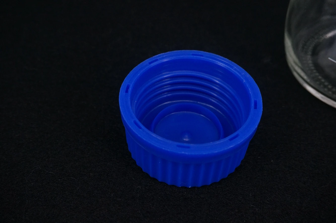 500ml Graduated Round Glass Reagent Bottle Blue Screw Cap Screw On Cover  Graduation Sample Vials Plastic Lid