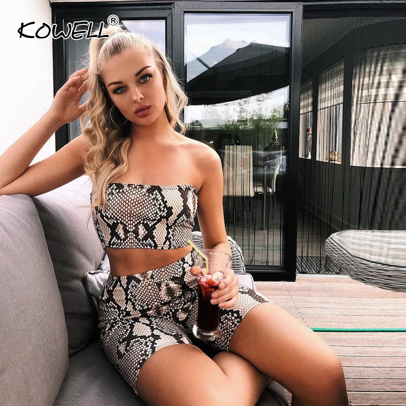 Hot Sale snake print off shoulder christmas jumpsuits rompers Women sexy bodycon crop playsuit Female winter short jumpsuit 2018