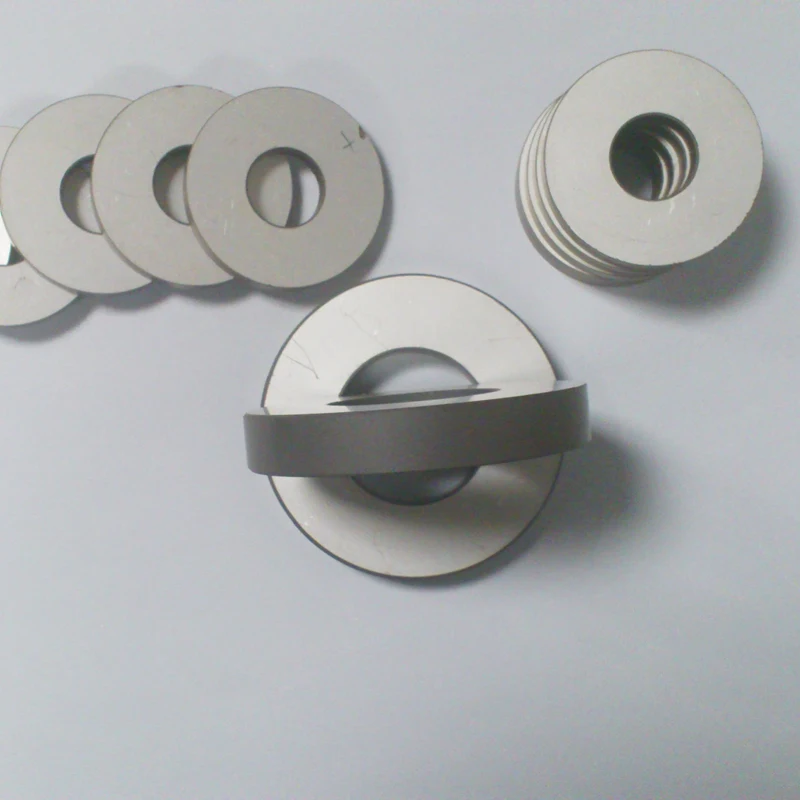 Formato personalizzato 8X4.2X2mm P8 piezoelettrico di ceramica materiali PZT-8