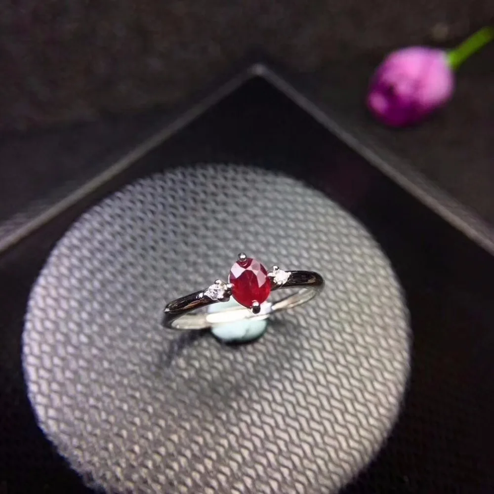 

New shop promotion natural ruby lady ring color good 925 Silver Mosaic explosion recommended