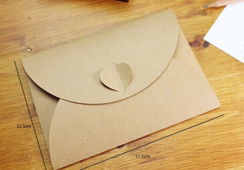 50pcs/lot Handmade Heart Kraft Envelope Vintage Envelopes Retro Stationery Set Postcard Photo Storage Christmas Gift Package