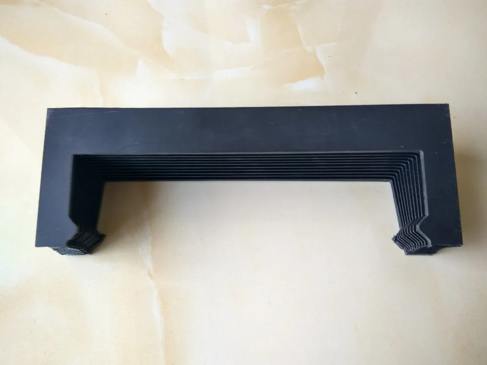 リニアガイドウェイおよびガイドレール用の特注アコーディオンカバー保護、幅240mm-x-高さ35mm-x-最大長270mm