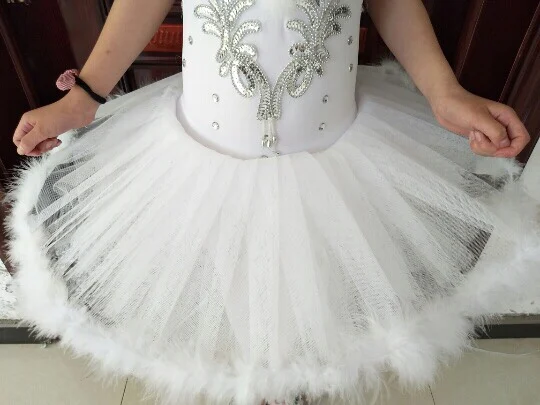 Tutu di balletto professionale Pancake bambini White Swan Lake Ballet Costume Kids Danse Girls Feather Ballerine Tutu gonne