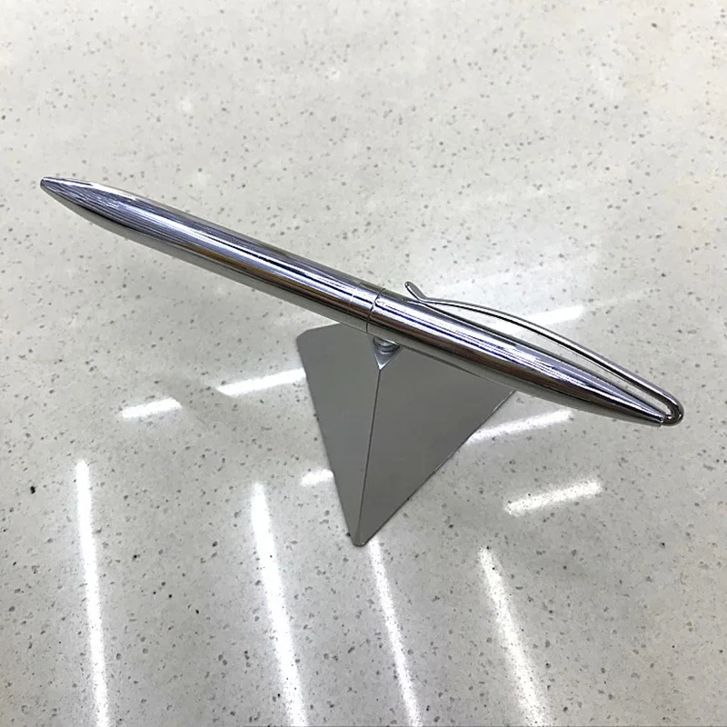 Brilliant Sliver Metal Triangle base Table / Desk ballpoint pen  Finance Banking Magmetic Pen metal Pen Holder Gift Set