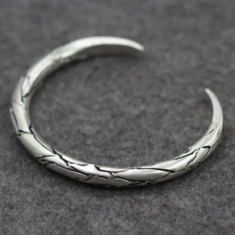 

Thailand Chiang Mai Handmade Silver Original S925 Sterling Silver Retro Thai Silver High-end Silverware Men And Women Bangle