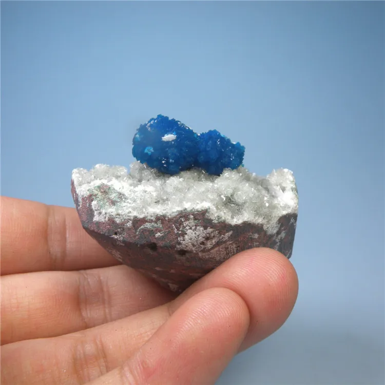 India's foreign mineral mineral water natural Kistler silicon vanadium calcium stone blue mineral ore rare new standard