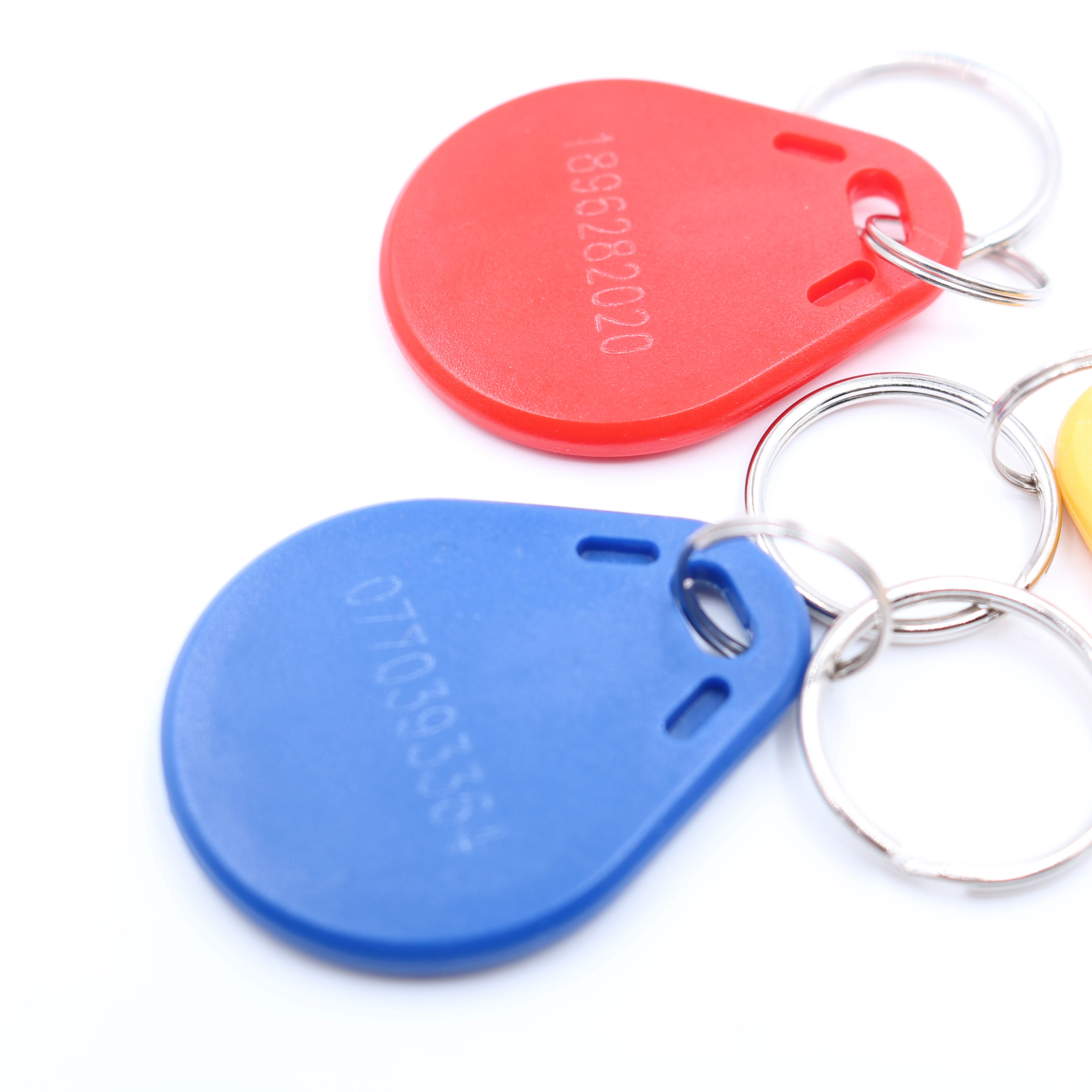 IC 13.56mHZ F1108 Chip PVC Keyfob Tag Engraved code 8H10D UID ISO14443A Keychains