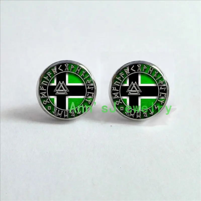 HZ4-00347 1pair pierced earrings Vinland Viking Flag with eardrops Valknut Earrings Studs jewelry glass Cabochon Earrings Post