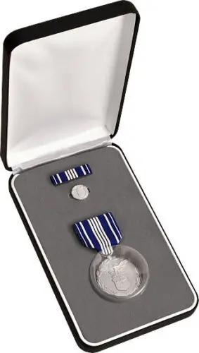 Custom medals hot sale custom made usa achievement medal cheap high quality MILIT RIBBON MEDAL BOXED SET