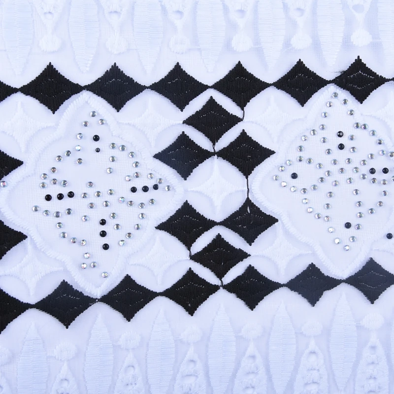 African Laces Embroidered Nigerian Laces Fabric High Quality White+Black French Mesh Lace Fabric 5 Yards For Dress 1600