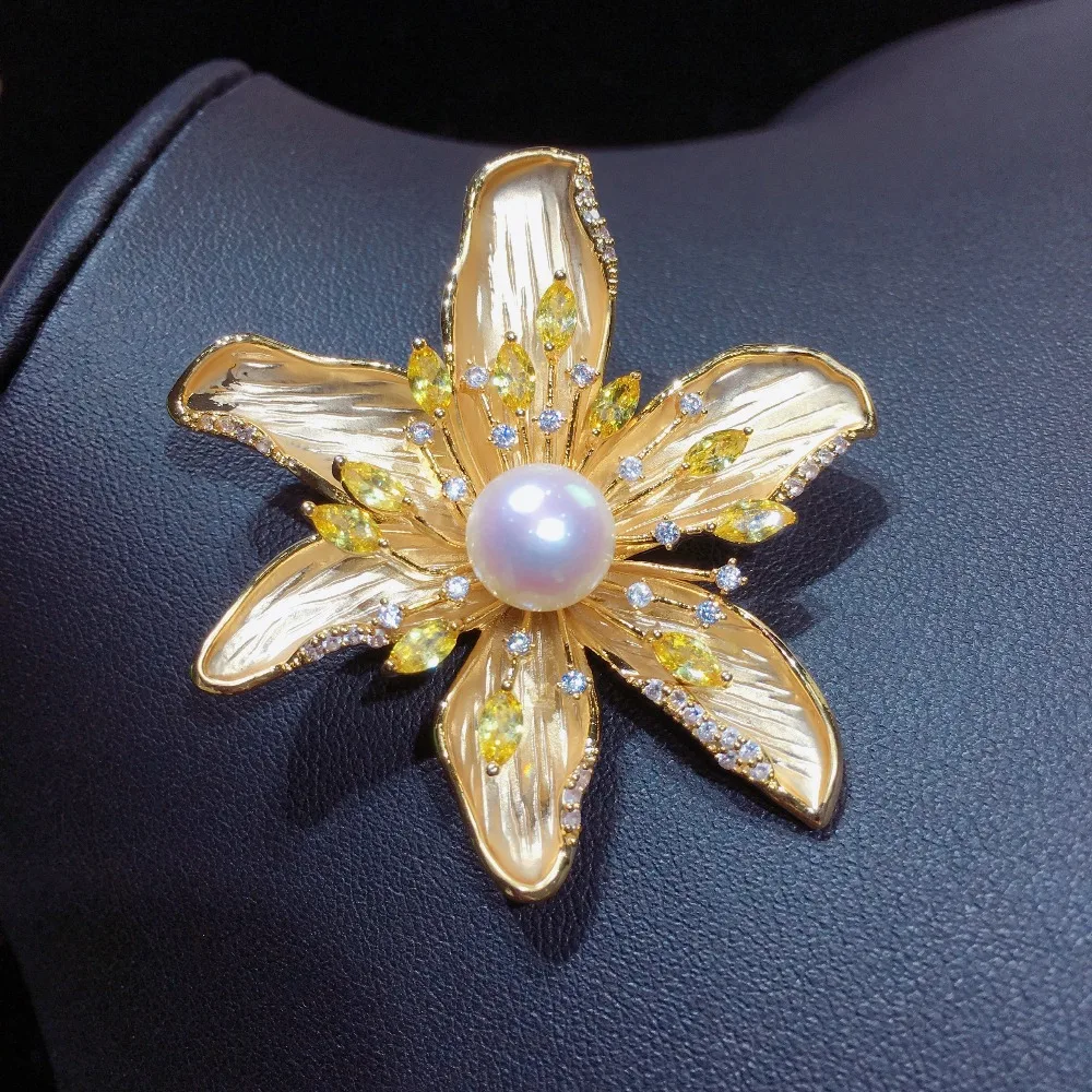 ZHBORUINI 2019 High Quality Natural Freshwater Pearl Brooch Fine Zircon Matte Light Brooch Pearl Jewelry For Women Not Fade Gift