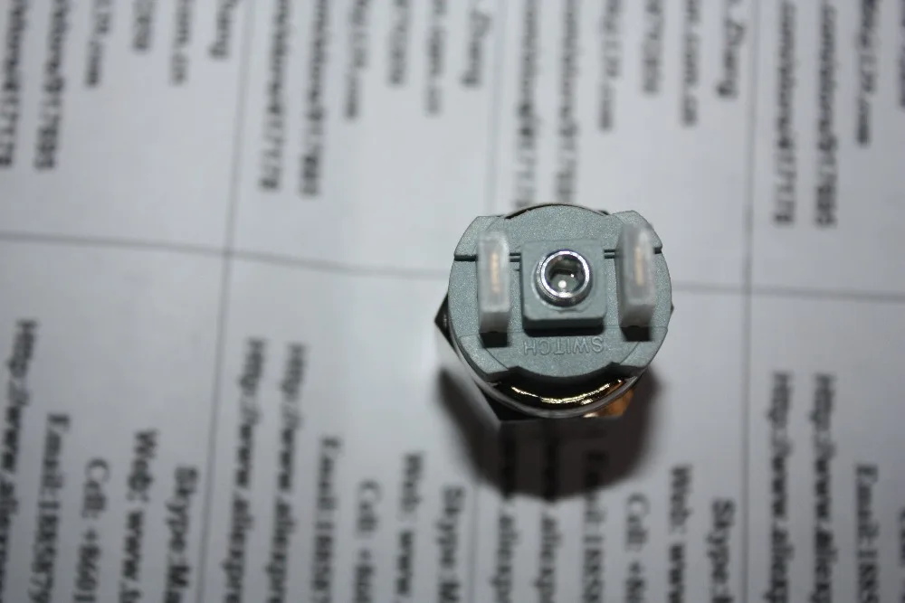 Lonati GL615 GL61Q Носки Машинное использование Датчик давления масла 0515780 0515781