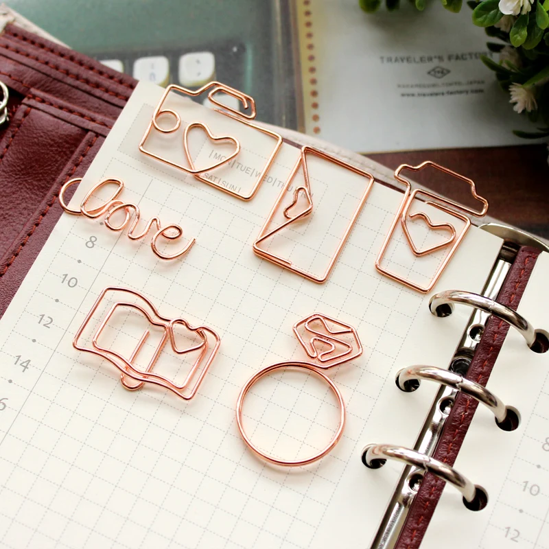 

4pcs Vintage Deer Clip Metal Paper Clips Bookmark gold Karea Stationery Cinnamon Diamond Ring Office Accessories Memo Clips