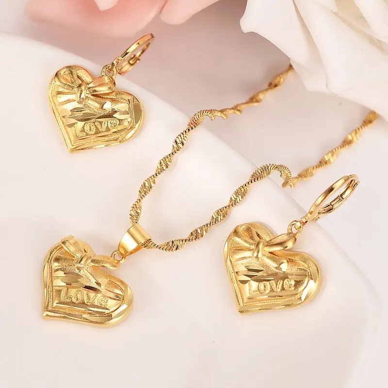 

24 K Yellow Gold Filled LOVE Lovely Heart Necklace Pendant Earring set Women jewelry sets PNG Dubai best gift