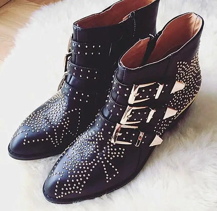 Rock Style Three Buckles Front Point Toe Punk Rivets Motorcycle Boots Autumn Fashion Studs Flowers Women Zipper Side Ankle Boots