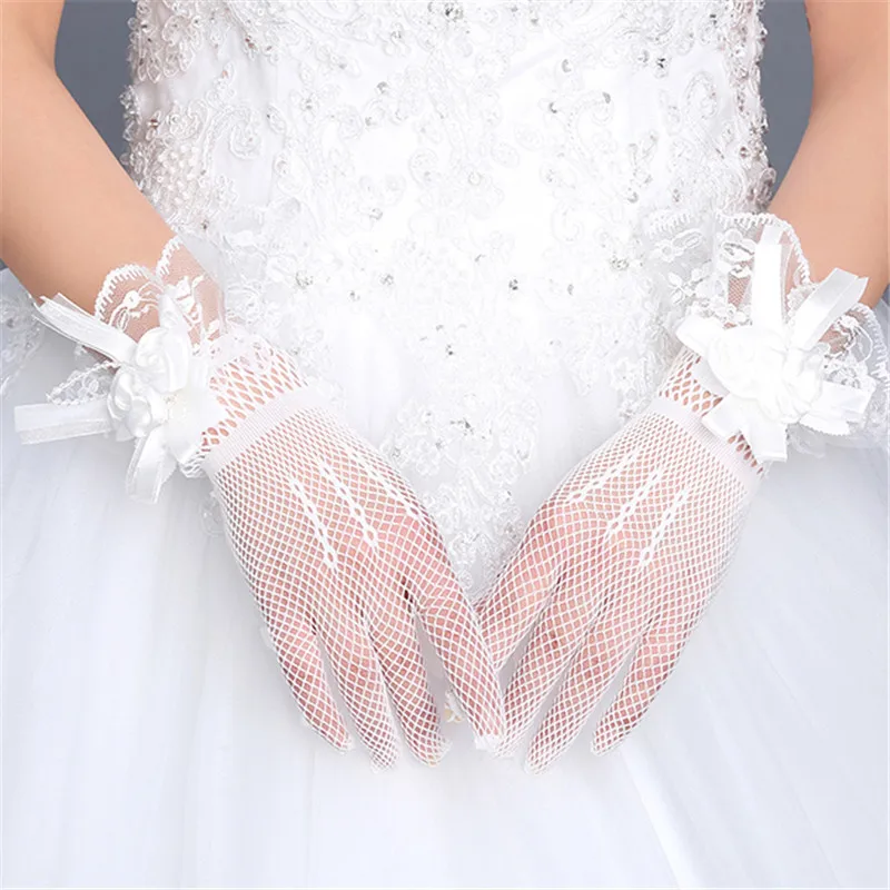 JaneVini 2019 Elegant Cheap Lace White Bridal Gloves Full Finger Wrist Length Short Women Hand Gloves for Wedding Accessories