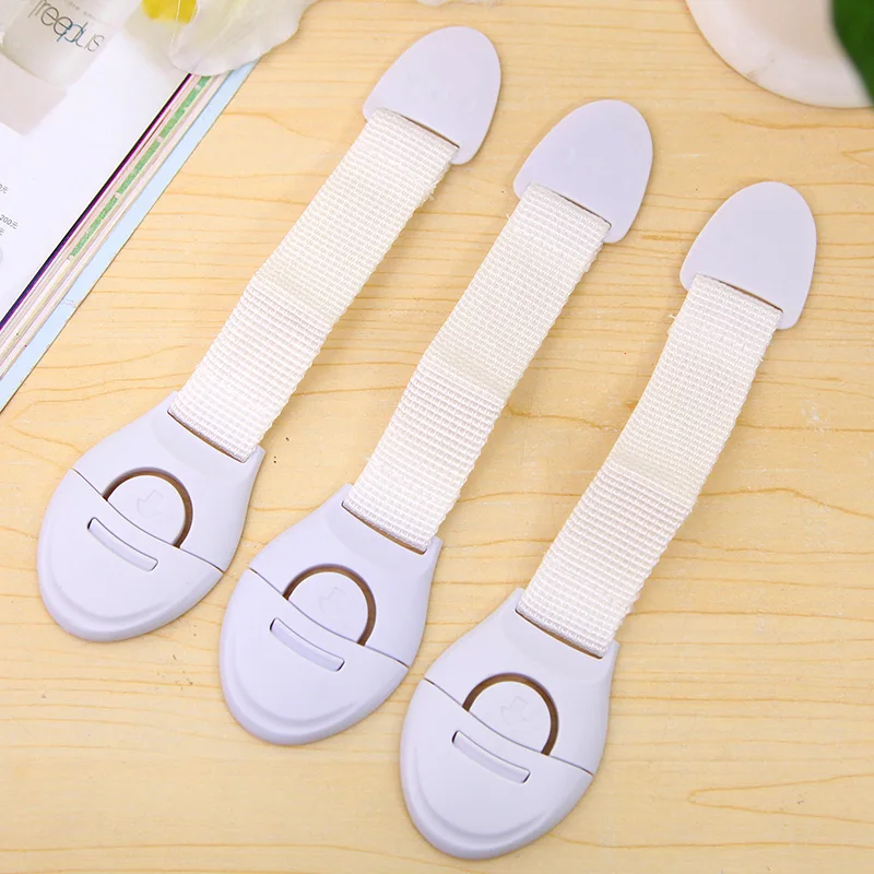 2 pcs  Creative Baby Safety Lock Plastic Drawer Door Cabinet Cupboard Safety Locks protection from children for newborns